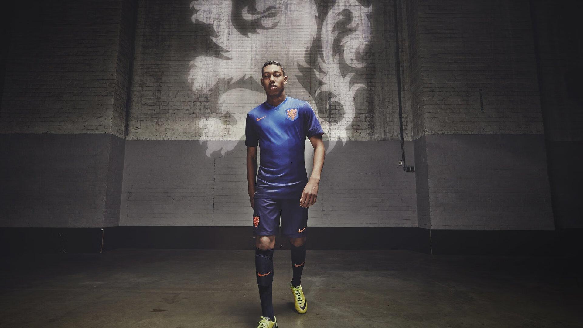 澳客官方网|国际米兰右路换血，帕莱斯特拉或成邓弗里斯离队后的新引擎